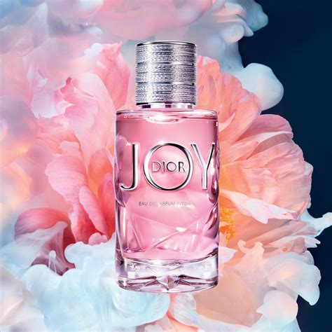 JOY by Dior Eau de parfum intense: un perfume .